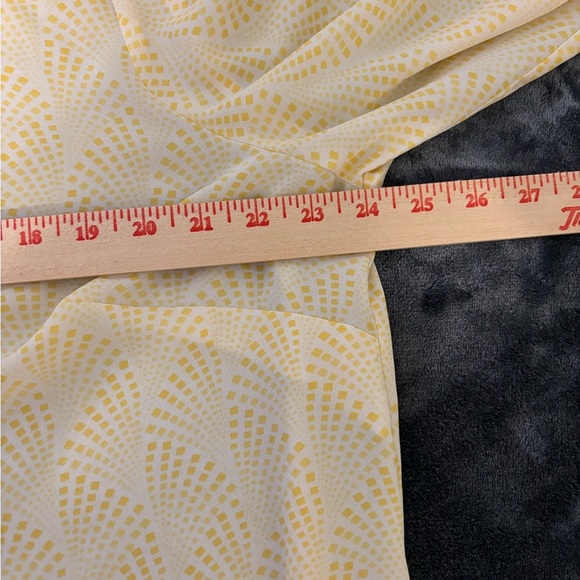 Cato Light Yellow Patterned Blouse - Picture 4 of 8